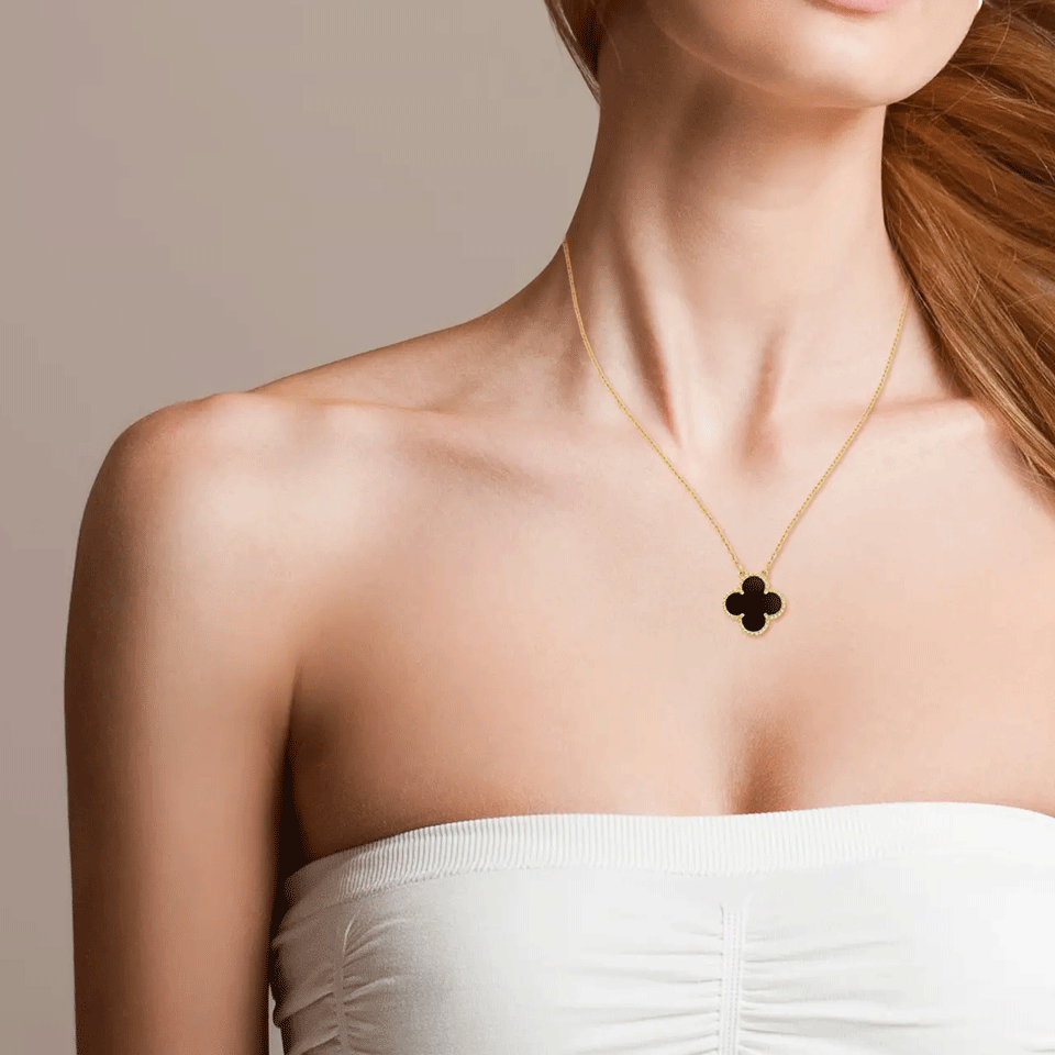 Set de 3 bijoux chic - trèfle design (bracelet, collier, et boucle d'oreille) – Image 5